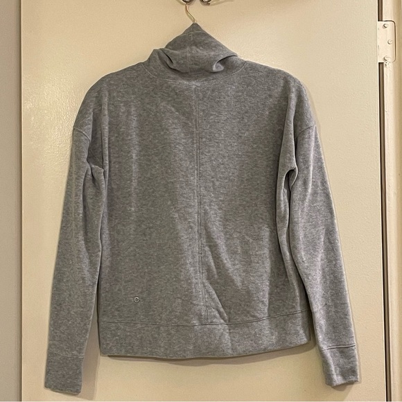 LULULEMON ATHLETICA Go Forward Pullover in Heathered Core Ultra Light Gray - Picture 8 of 9